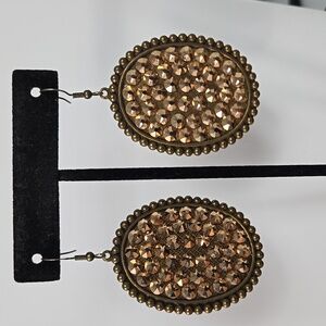 Elegant Brass Tone Brown Rhinestones Earrings